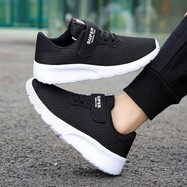 Дитячі кросівки з світлою підошвою - зручні та легкі спортивні кросівки для хлопчиків та дівчаток, розмір 39 EU, чорний колір