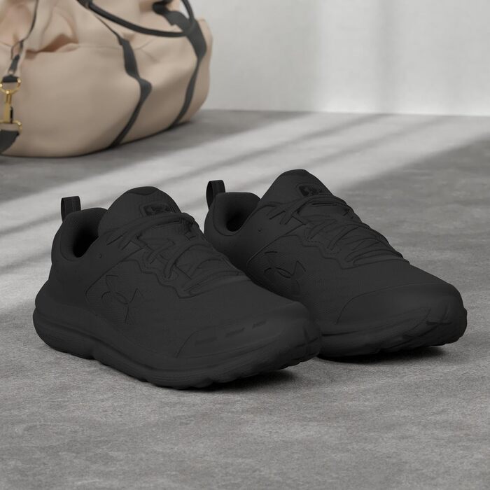 Чоловічі бігові кросівки Under Armour Charged Assert 10