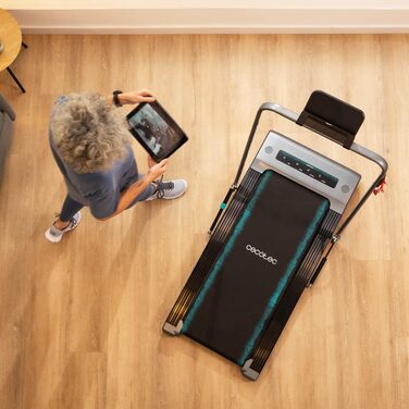Біговий доріжка Cecotec Faltbare для початківців, LED-дисплей, транспортні ролики, динамік, тримач для пляшок, вимірювач пульсу, чорний