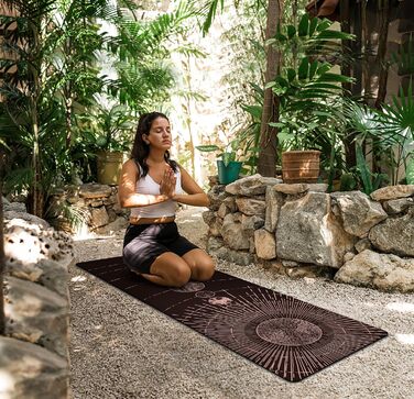 Yogamat Nuveti з натуральної замші та каучуку, 183x61 см, для йоги, пілатесу та фітнесу
