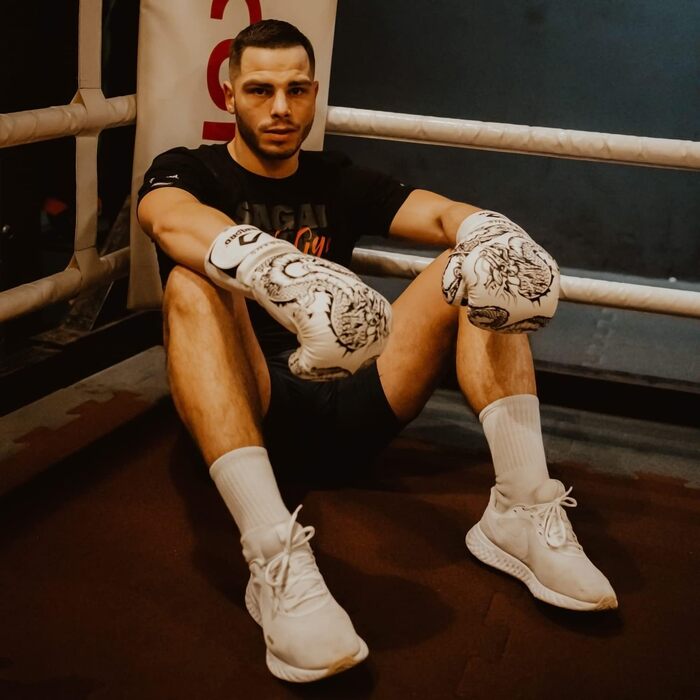 Боксерські рукавички Overlord Legend I для кікбоксингу, спарингу, боксу та MMA. Боксерські рукавички для чоловіків Overlord, різні розміри, білий, 8 oz.