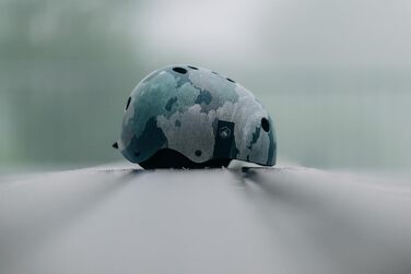 Шолом для вейкбордингу Liquid Force Flash, захисний, для водних видів спорту