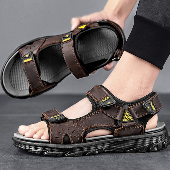 Чоловічі трекінгові сандалі Lvptsh для активного відпочинку та туризму. Зручні сандалі з натуральної шкіри, коричневого кольору, розмір 43 EU. Ідеальні для літа та пляжу.