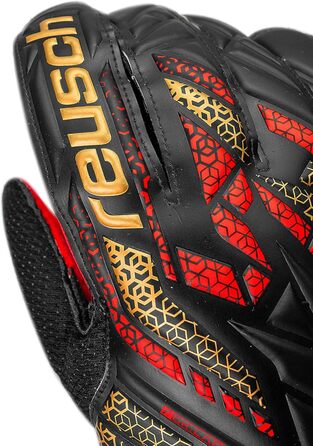 Воротарські рукавички Reusch Attrakt Solid: надійний хват, для чоловіків та жінок, підходять для будь-якої погоди та поверхні поля