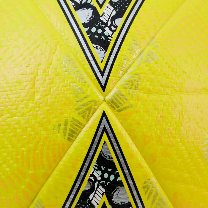 Футбольний м'яч Mitre Ultimatch, покращений контроль, підвищена зносостійкість, висока точність