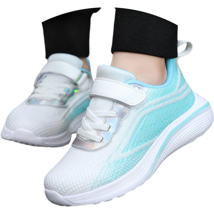 Дитячі кросівки для спорту: зал, біг, повсякденне носіння. Зручні дитячі кросівки для хлопчиків 28-40 розмірів. Матеріал: дихаюча сітка, застібка на липучці. Колір: білий.