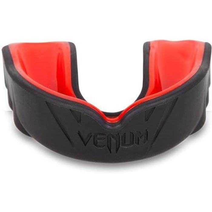 Капа Venum Challenger для боксу, чорно-червона, універсальний розмір + Бинти Venum Kontact для рук, чорні, 4м