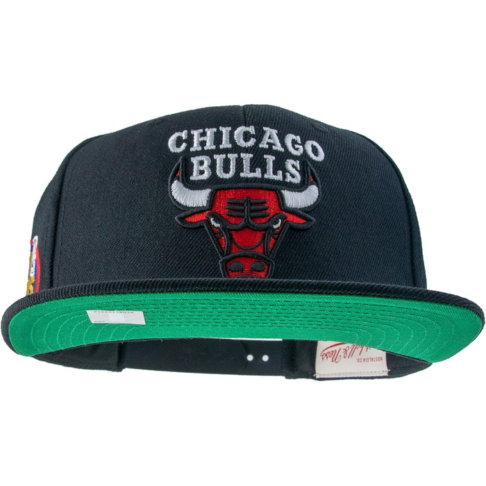 Кепка Mitchell & Ness NBA Top Spot Snapback Chicago Bulls, чорний колір, універсальний розмір