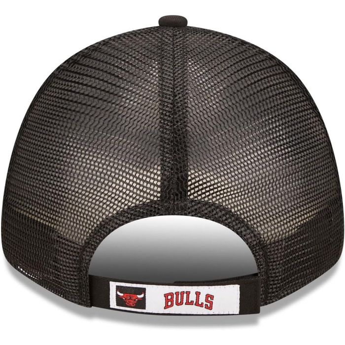 Кепка New Era Chicago Bulls NBA Home Field Black 9Forty Trucker Strapback - оригінальна кепка з логотипом команди