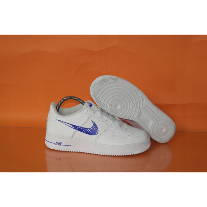 Жіночі спортивні кросівки Nike Air Force 1, розмір 40