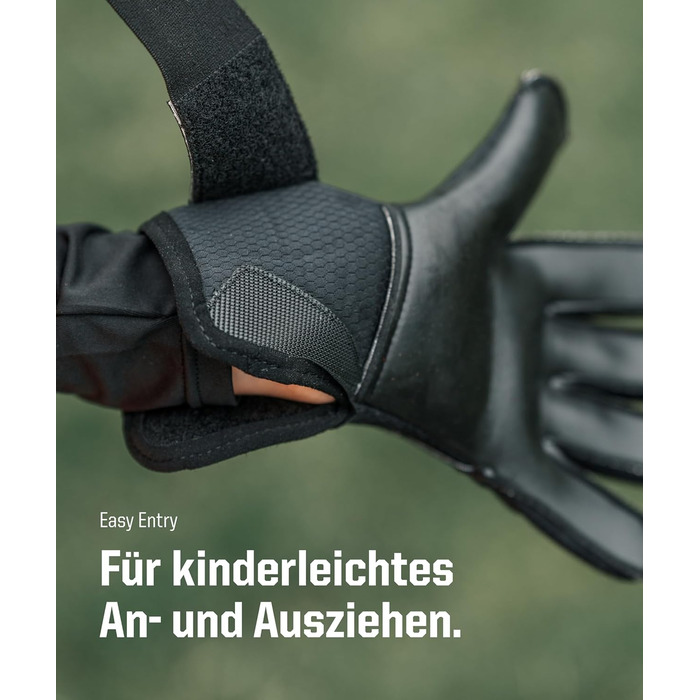 Воротарські рукавички T1TAN Rebel Junior для дітей 4-6 років, чорно-білі, розмір 4 (5-6 років)