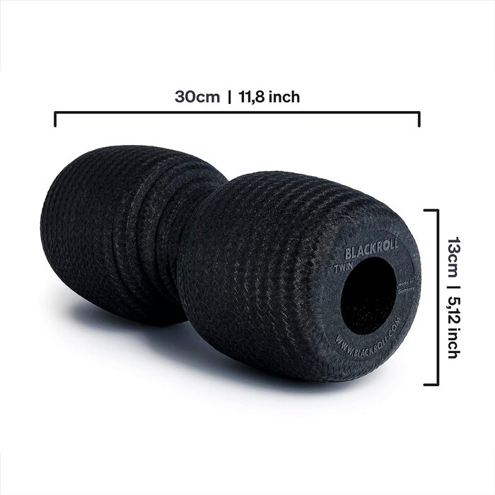 Масажний рол BLACKROLL® TWIN 30×13 см, середня жорсткість, для спини та регенерації, з вирізом для хребта, чорний, вироблено в Німеччині