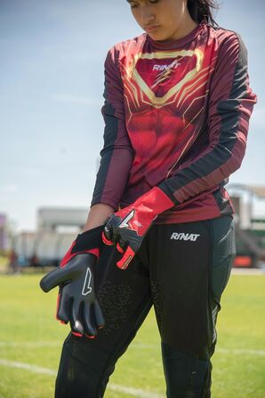 Воротарські рукавички Rinat Xtreme Guard Zhero для футболу