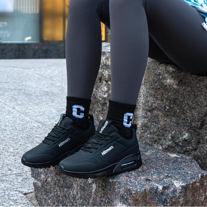 Жіночі кросівки для бігу та занять спортом: біг, теніс, фітнес. Розміри EU 36-42, кольори: чорний, білий, блакитний, рожевий. Модель Dwg823