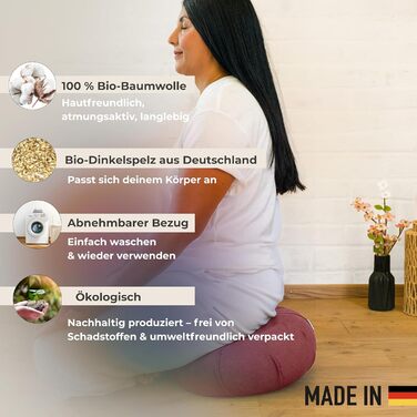 Зафу для медитації Inner Peace | Йога подушка з екологічної дінкової наповнювачем | Подушка для медитації напівмісяця | Зроблено в Німеччині | Зручний знімний чохол з 100% органічної бавовни (лісова полуниця)