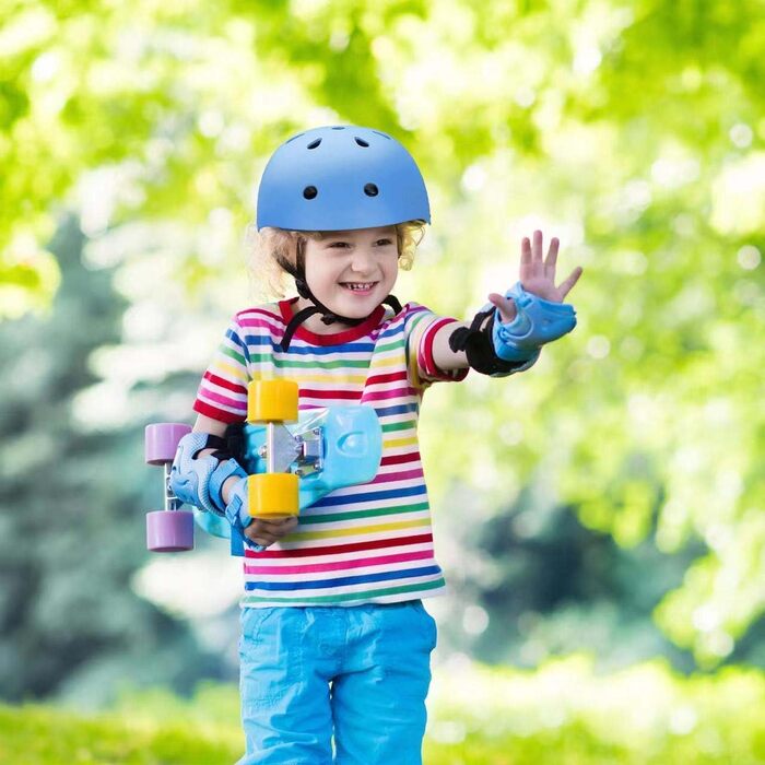 Дитячий велосипедний шолом Kinder-Fahrradhelm з набором захисту (наколінники, налокітники, рукавиці) для хлопчиків та дівчаток 3-8 років, блакитний, розмір S (48-54 см)