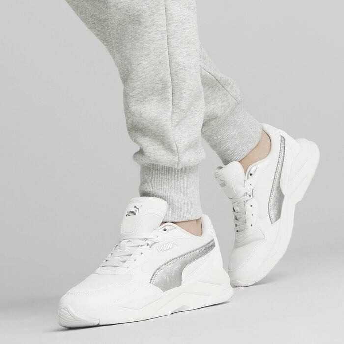 Жіночі футбольні бутси PUMA X-ray Speed Lite WNS Space Metallics, 40 EU, Білий