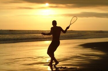 Бадмінтонний набір Speedminton сріблясто-червоний-чорний, ракетки та воланчики