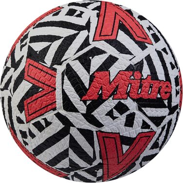 М'яч для футболу Mitre Street Soccer: міцний, для гри на твердих покриттях, білий/чорний/червоний