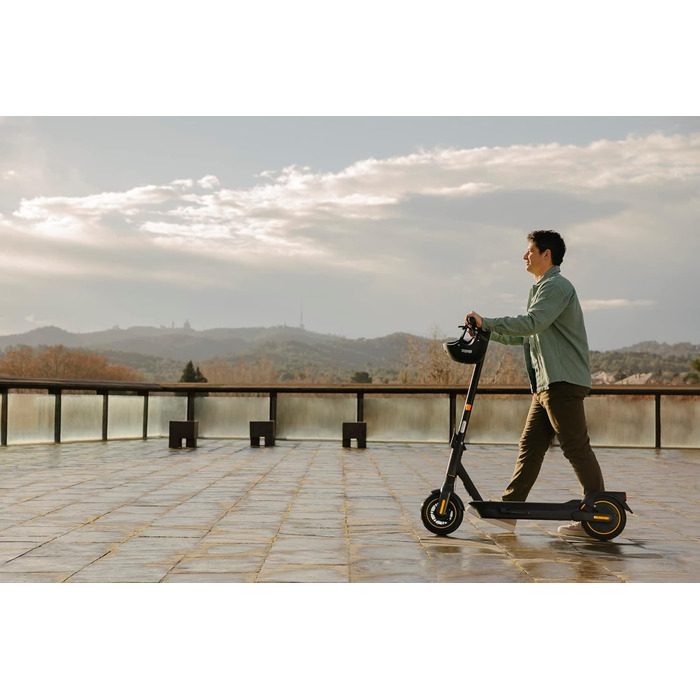 Електросамокат Segway-Ninebot Max G2 E для дорослих, швидкість 25 км/год, запас ходу 70 км, подвійна гальмівна система