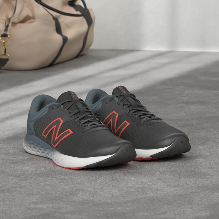 Кросівки для бігу New Balance M520v7 чоловічі, чорні (40 EU)