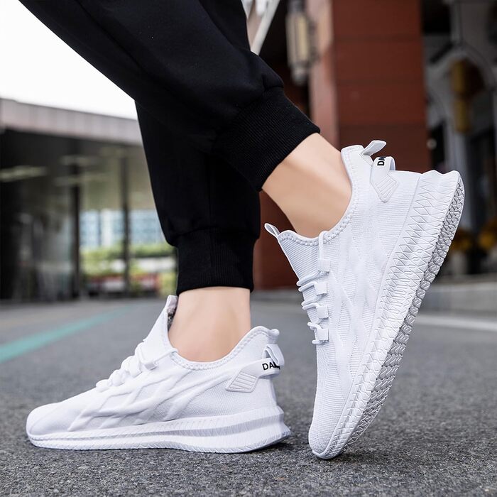 Чоловічі кросівки Oltyutc для бігу та занять спортом, літні, легкі, білі, 42 EU