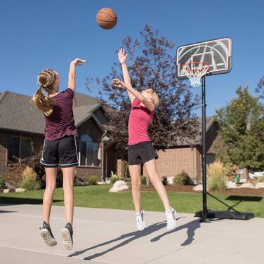 Баскетбольний кошик LIFETIME з регульованою висотою 240-305 см, стійкий до ультрафіолету, чорно-білий