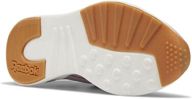 Кросівки Reebok Spark Run для жінок (39 2/3 EU, Infused Lilac Chalk Silver Met)