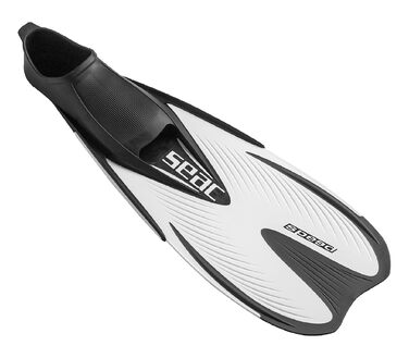 Ласти для снорклінгу Seac Sub Speed з закритою п'яткою - комфорт та швидкість під водою