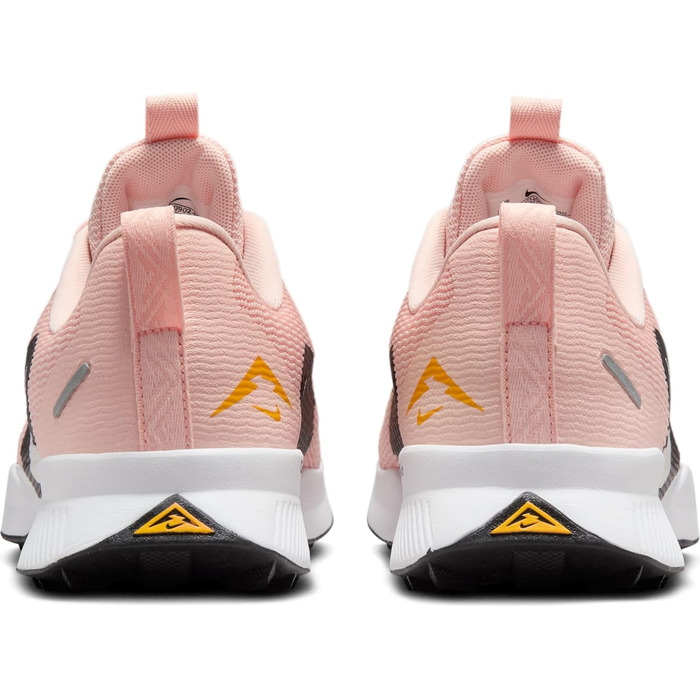 Nike Juniper Trail 3 - жіночі трейлраннінгові кросівки Washed Coral/Phantom/Gold