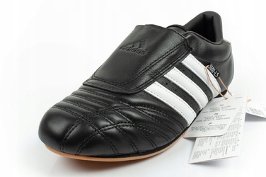 Кросівки Adidas Originals Taekwondo, чорні, JQ4775, р. 40 2/3