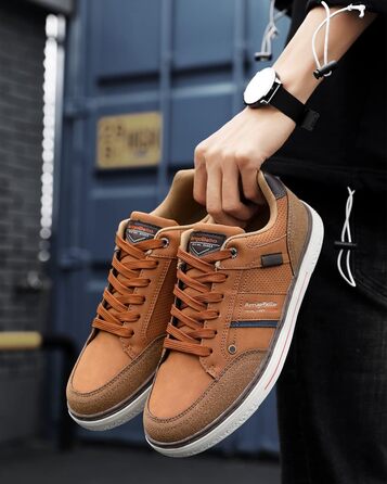 Кросівки чоловічі ARRIGO BELLO для активного відпочинку, спорту та прогулянок. Розміри 41-46 (43 EU), колір: коричневий (C1).